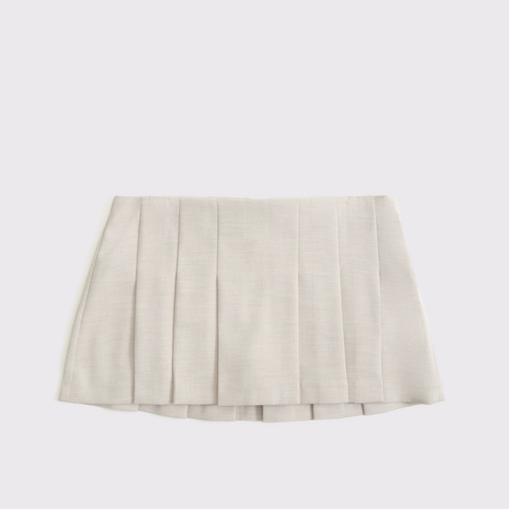 Abercrombie & Fitch Cream Mini Skirt